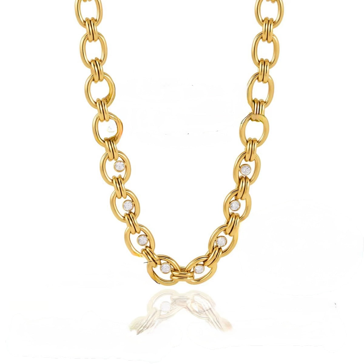 Freisteller: Goldfarbene Gliederkette Maille von JOURÉ mit runden Zirkonia-Steinen
