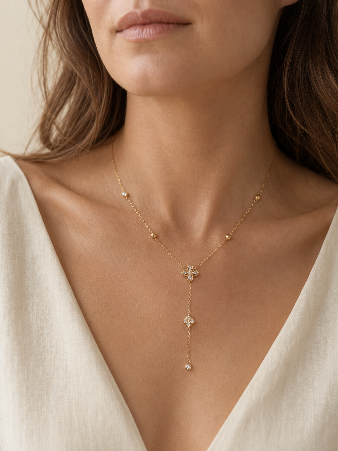 Collana a Y Flora – Placcata Oro 18K