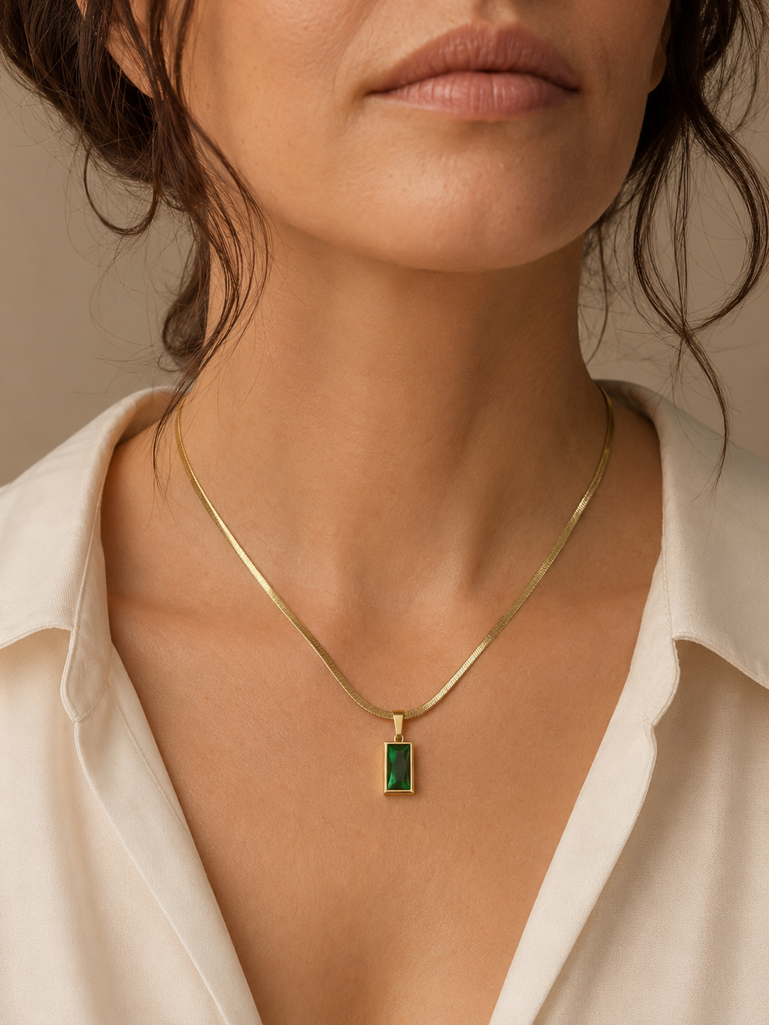 Collar EMARA, acero bañado en oro de 18K