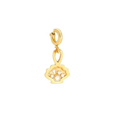Goldfarbener Schmuckanhänger Charm mit Hamsa-Hand und Perlen-Detail